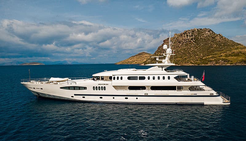 Motor Yacht Queen Mare