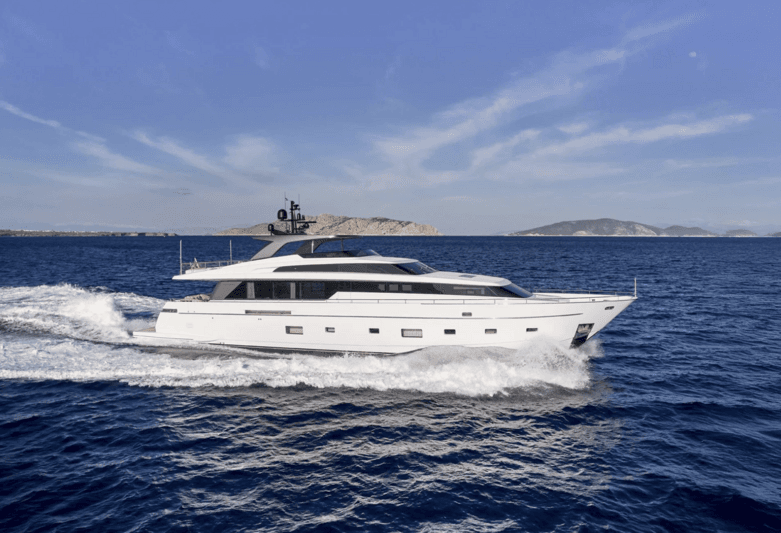 Motor Yacht Rare Diamond