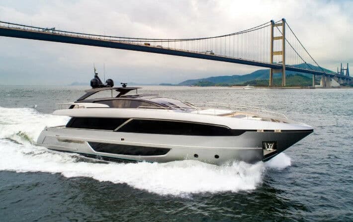 Motor Yacht Riva 100 Corsaro/12