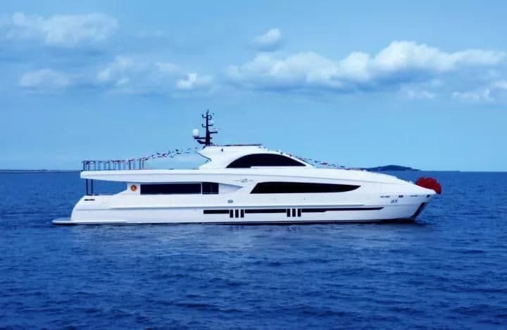 Motor Yacht Rui Ying 125/02