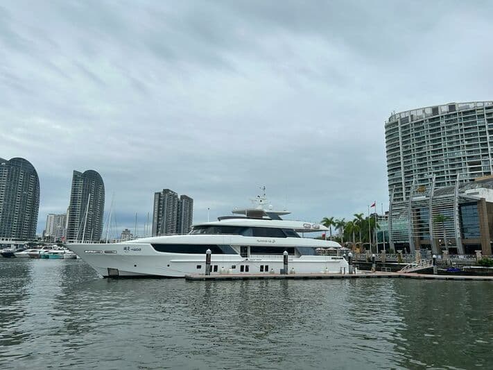 Motor Yacht Rui Zi 4602