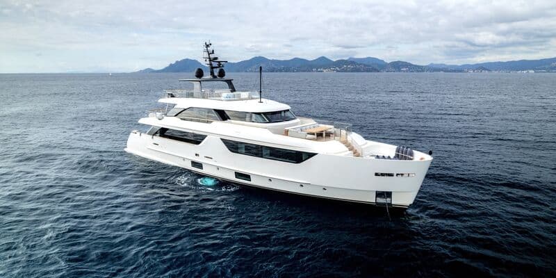 Motor Yacht Sabbatical