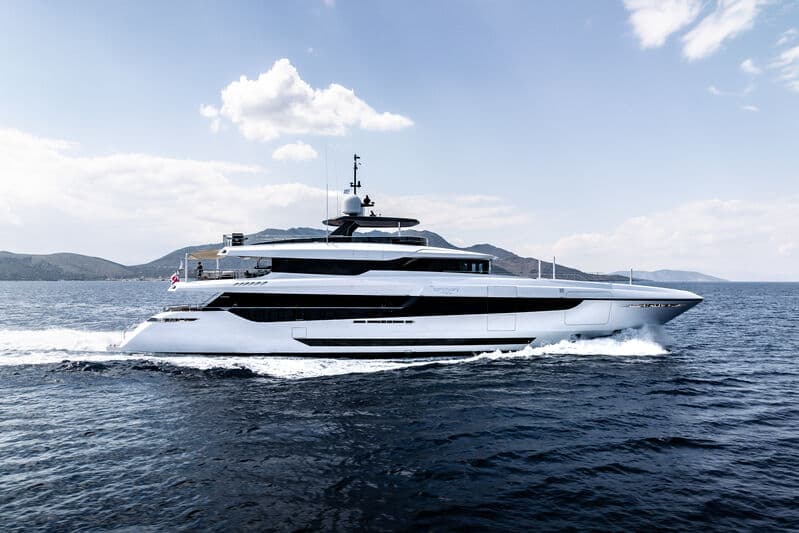 Motor Yacht Sanctuary