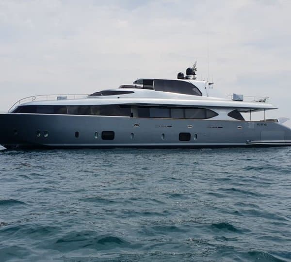 Motor Yacht Sands