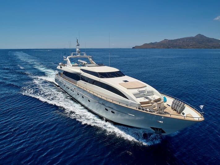 Motor Yacht Sansara