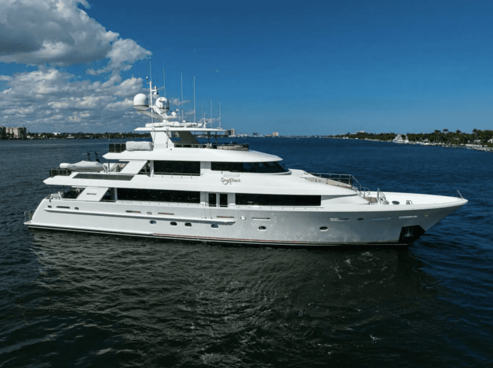 Motor Yacht Sarabeth