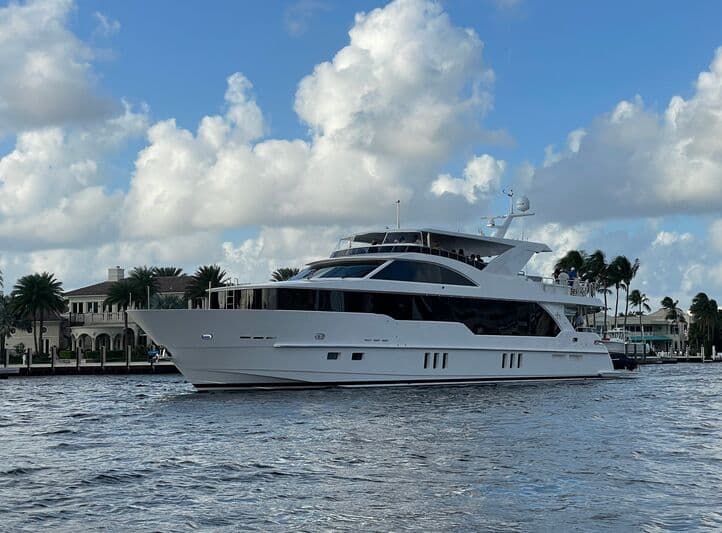 Motor Yacht Sassy