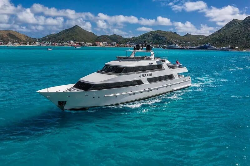 Motor Yacht Sea Axis