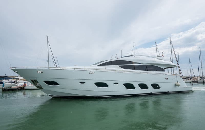 Motor Yacht Seek The Sun