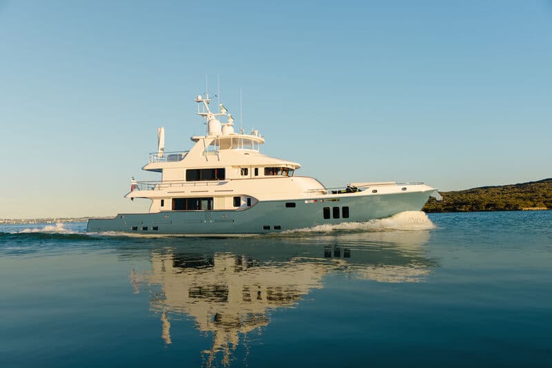 Motor Yacht Serenity