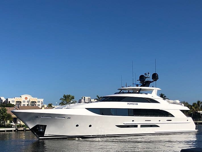 Motor Yacht Serenity