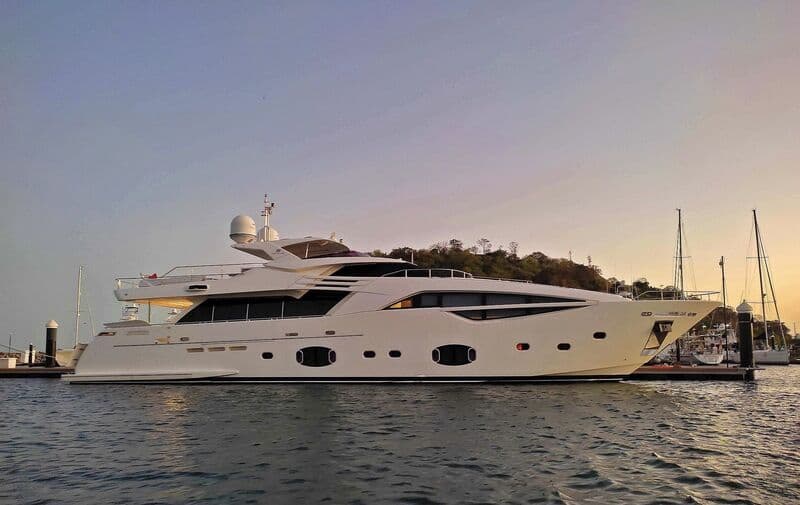 Motor Yacht Sha Sha Sha IV