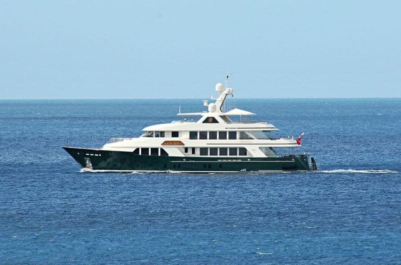 Motor Yacht Shadowl
