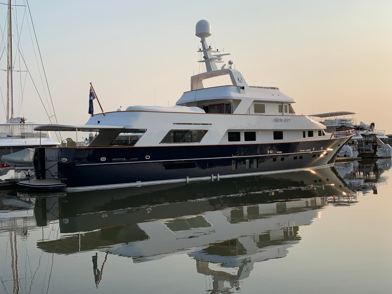 Motor Yacht Shirley Anne