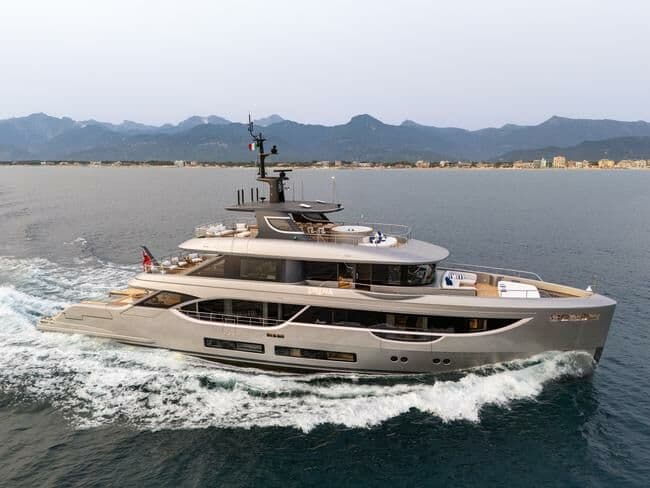 Motor Yacht Sirena