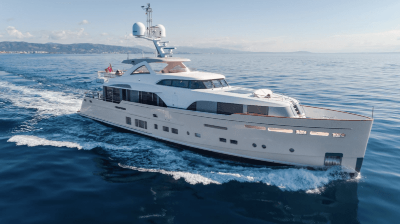 Motor Yacht Solis