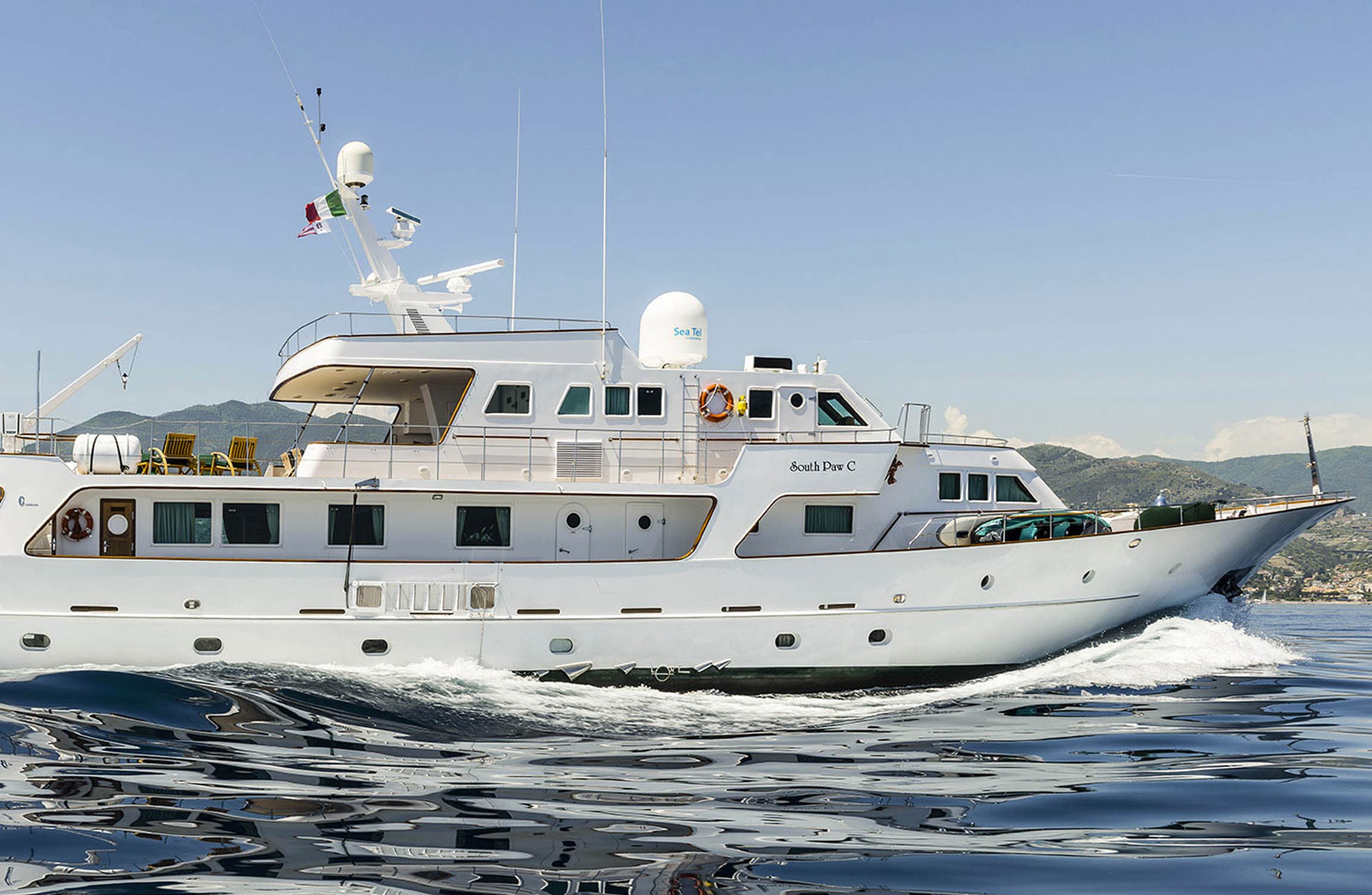 Motor Yacht South Paw C