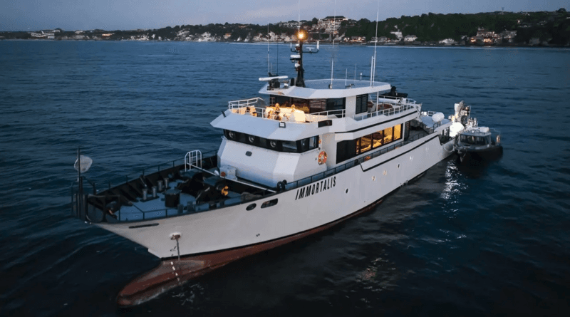 Motor Yacht Southern Cross