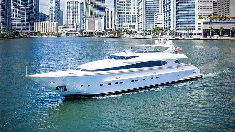 Motor Yacht Stamos Bien