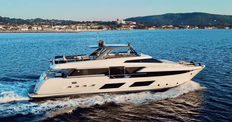 Motor Yacht Stream