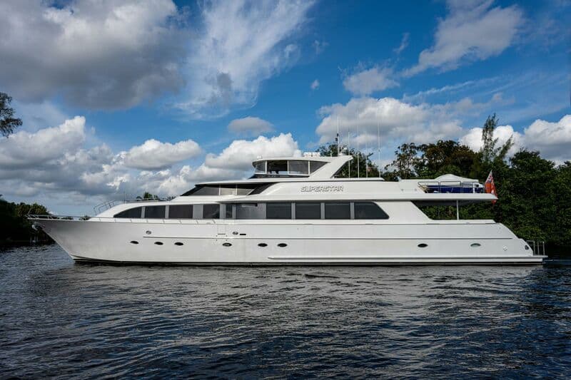Motor Yacht Superstar