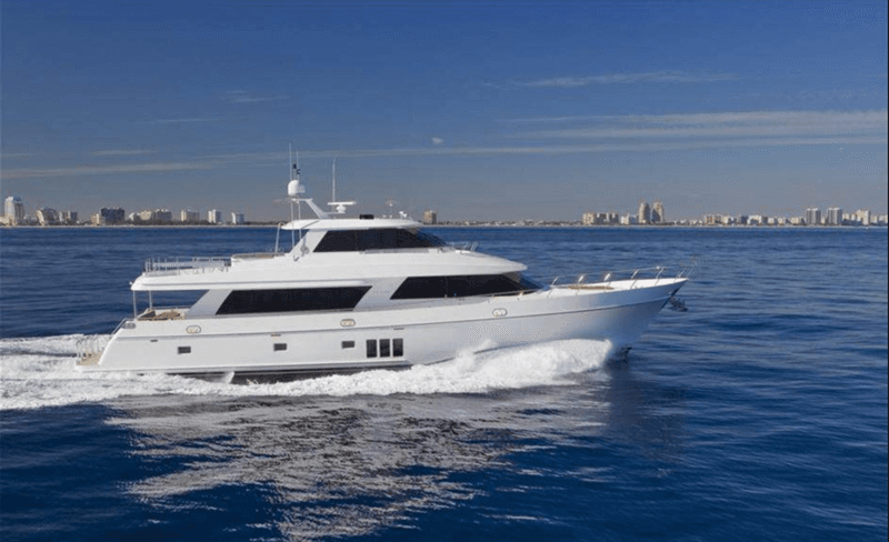 Motor Yacht Suraboza