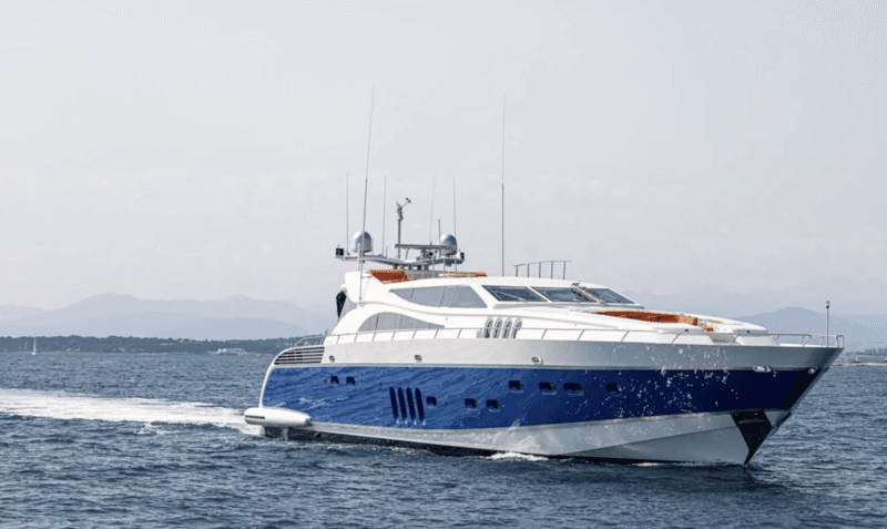 Motor Yacht Svea