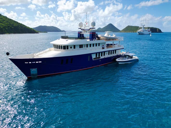Motor Yacht The Big Blue