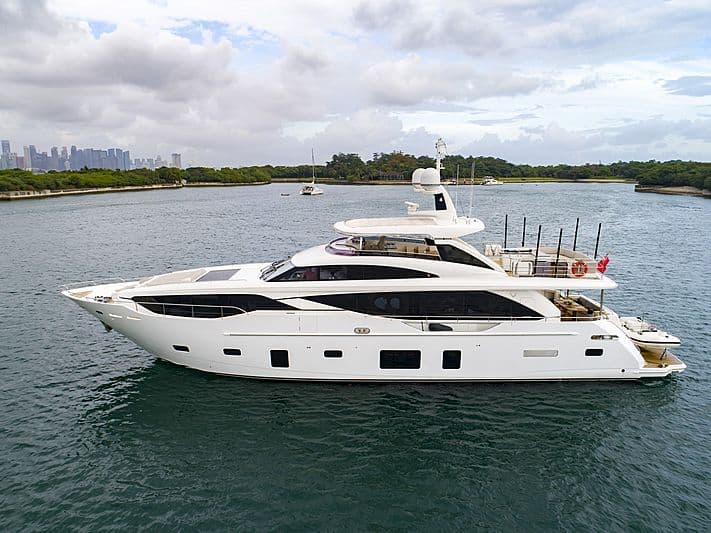 Motor Yacht The Spirit Of Elijah