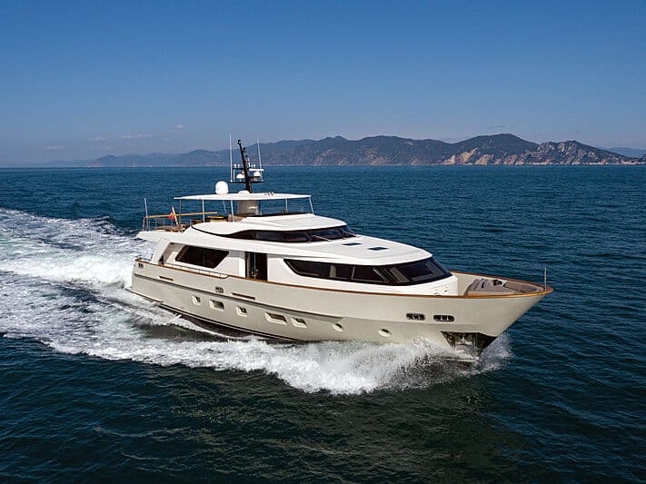 Motor Yacht The Unifier King Abdulaziz The First