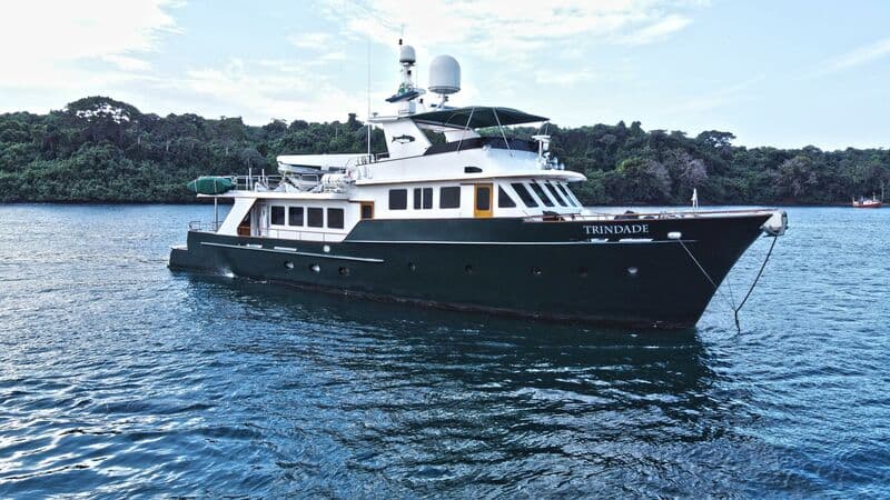 Motor Yacht Trindade