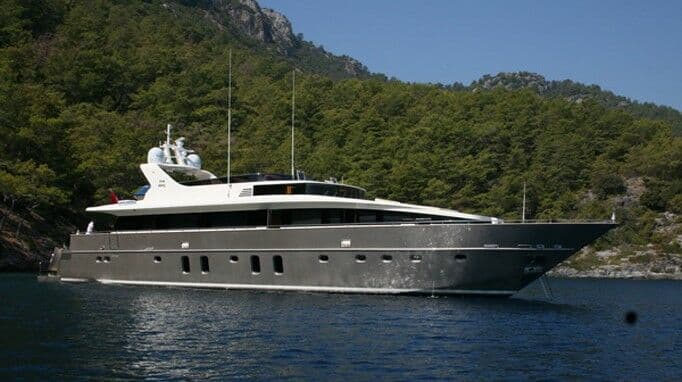 Motor Yacht True Story