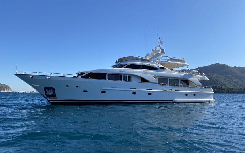 Motor Yacht Turk's