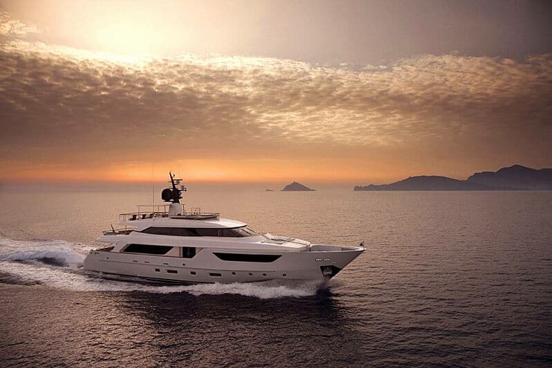 Motor Yacht Unus