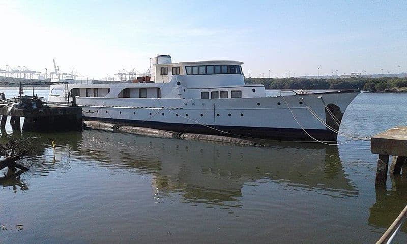 Motor Yacht Uthingo