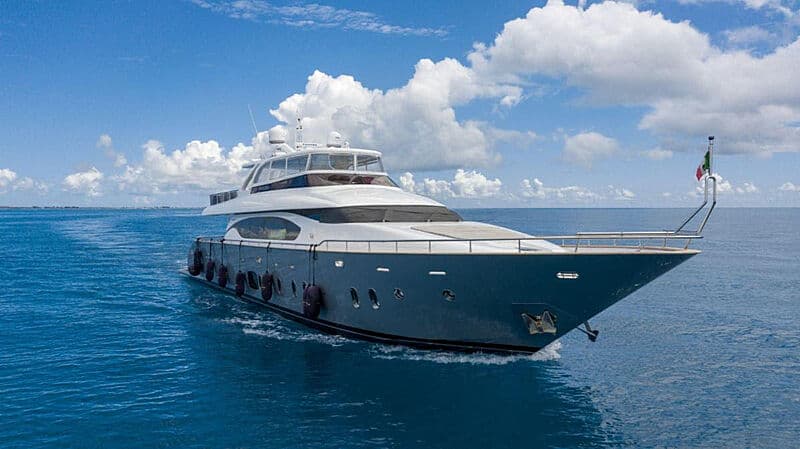 Motor Yacht Vita XL