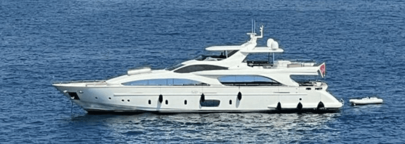 Motor Yacht Vivere