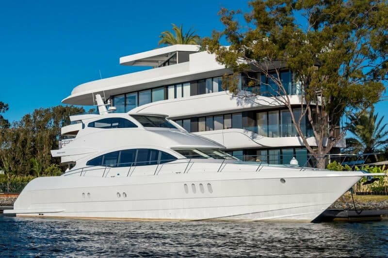 Motor Yacht Warren 93