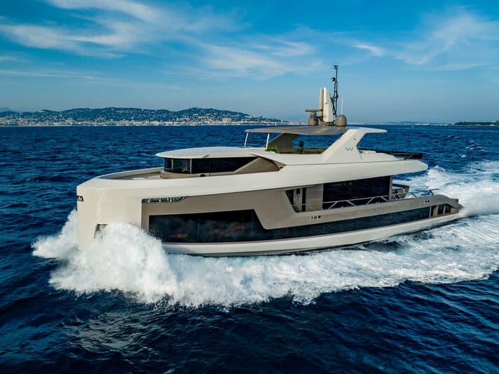 Motor Yacht Waterlily