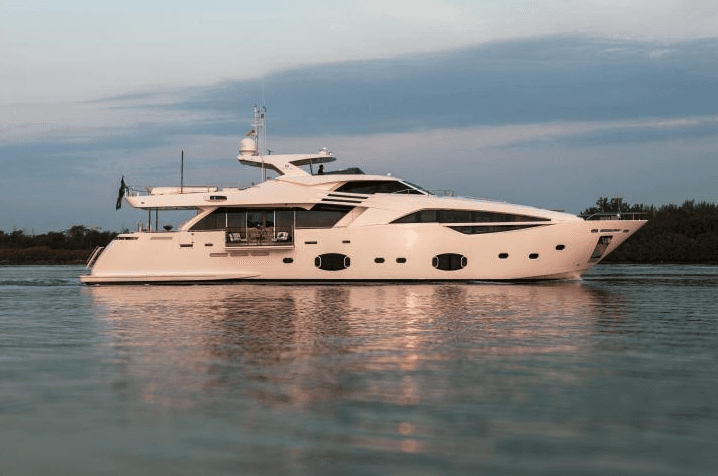 Motor Yacht White Pearl