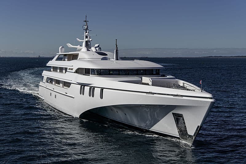 Motor Yacht White Rabbit