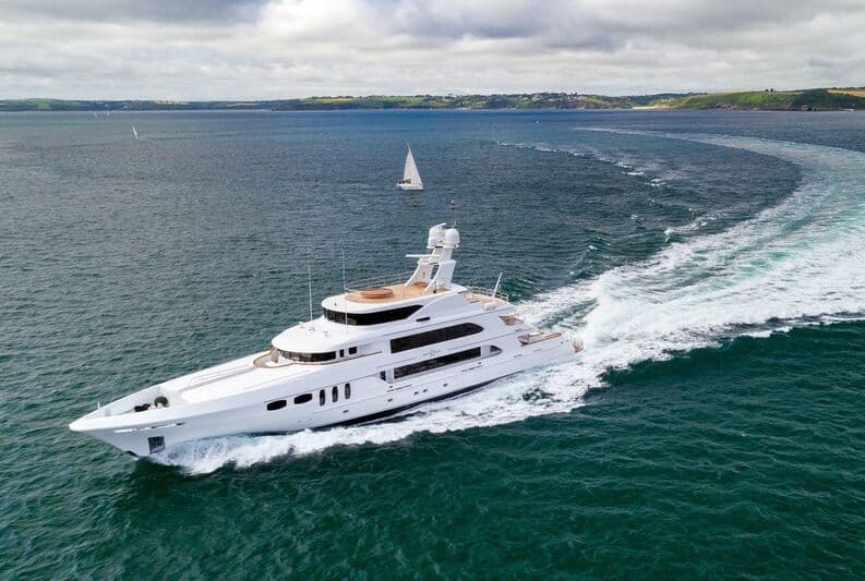 Motor Yacht White Star