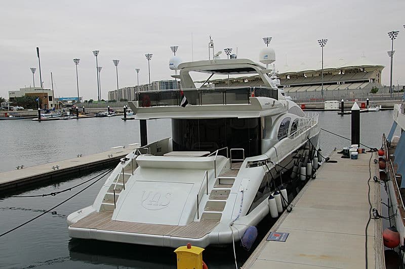 Motor Yacht Yas