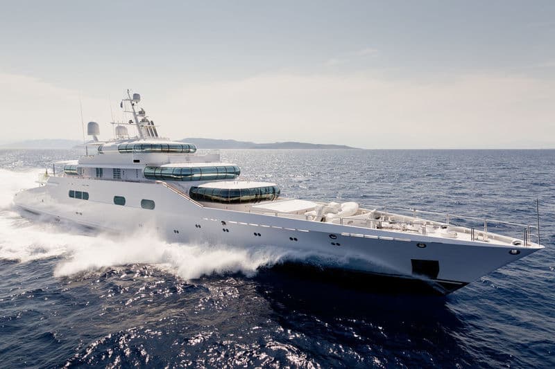 Motor Yacht Zeus
