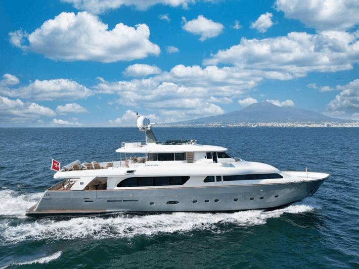 Motor Yacht Ziacanaia II