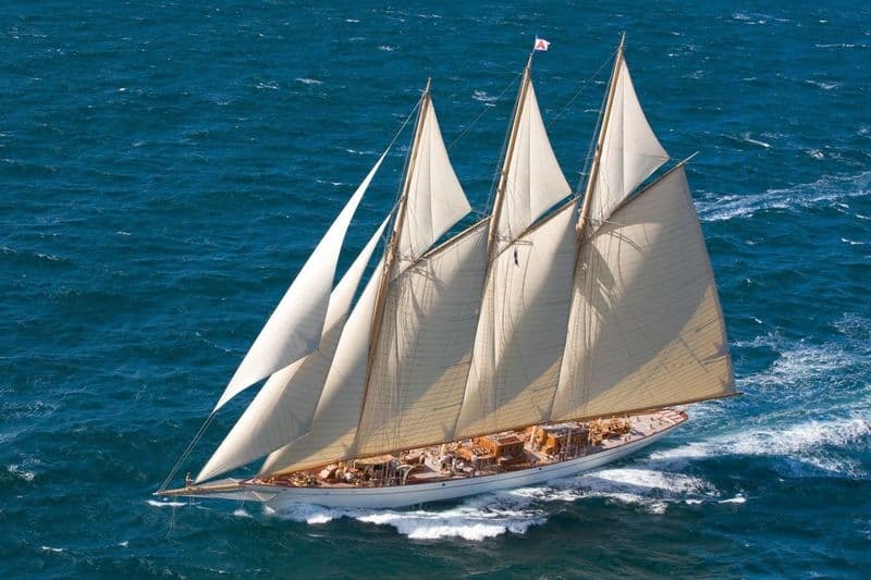 Sailing Yacht Adix