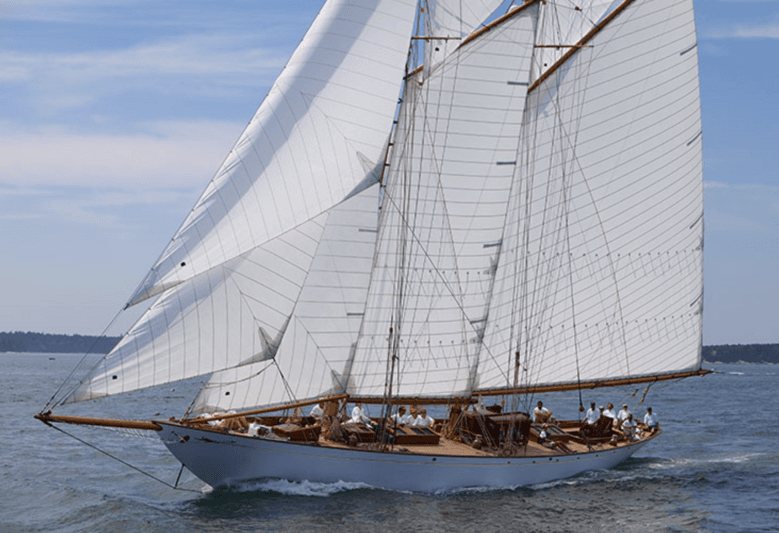 Sailing Yacht Adventuress