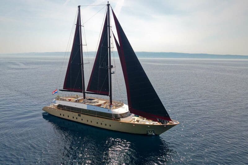 Sailing Yacht Anetta