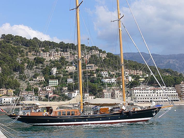 Sailing Yacht Aschanti IV of Vegesack