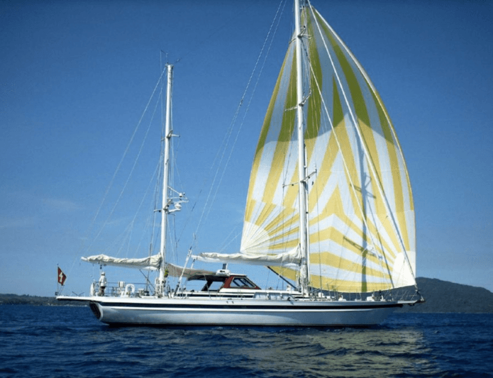Sailing Yacht Colombaio